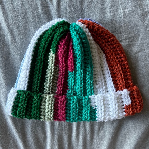 🔅2/$20🔅 Scrappy Handmade Crochet Beanie or Toque - Picture 2 of 6